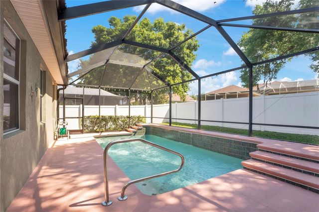 2210 VALTERRA VISTA WAY, Valrico, FL 33594