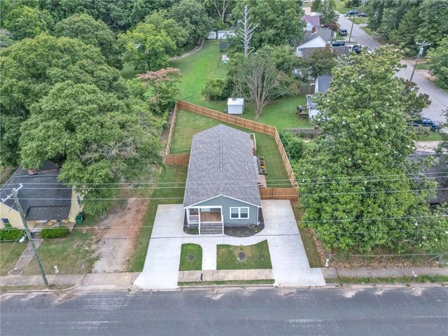 1104 E Front Street, Iva, SC 29655