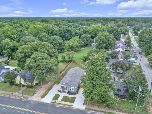 1104 E Front Street, Iva, SC 29655
