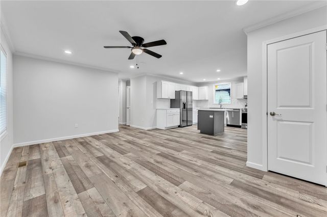 1104 E Front Street, Iva, SC 29655