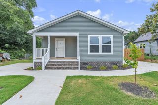 1104 E Front Street, Iva, SC 29655