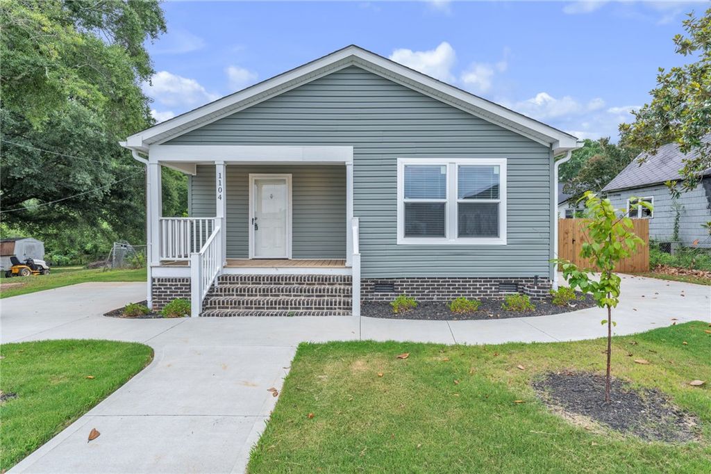 1104 E Front Street, Iva, SC 29655