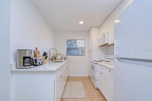 3017 49TH STREET S 12, Gulfport, FL 33707