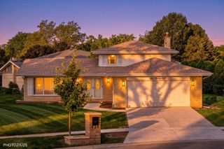 428 Timothy Court, Schaumburg, IL 60193