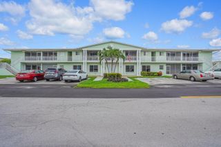 2100 NE 38th Street 111, Lighthouse Point, FL 33064