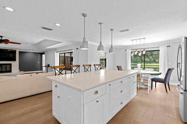 12931 N Normandy Way, Palm Beach Gardens, FL 33410