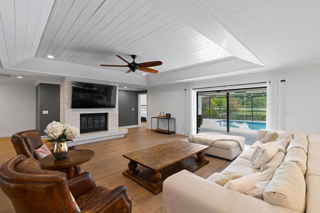 12931 N Normandy Way, Palm Beach Gardens, FL 33410