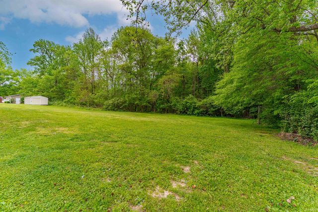 608 Genevieve Avenue, Jasper, IN 47546