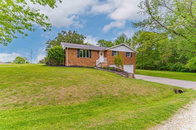 608 Genevieve Avenue, Jasper, IN 47546