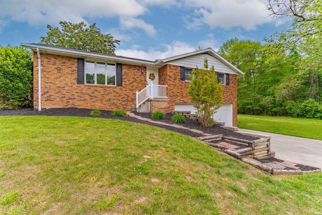 608 Genevieve Avenue, Jasper, IN 47546
