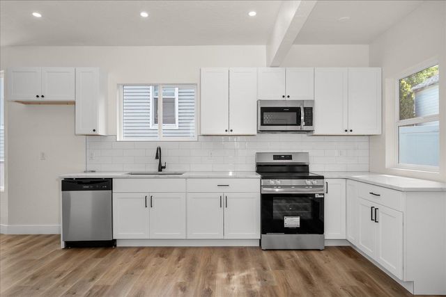 922 S SHERMAN St, Spokane, WA 99202