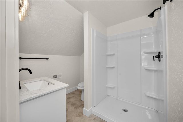 922 S SHERMAN St, Spokane, WA 99202