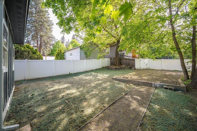 922 S SHERMAN St, Spokane, WA 99202