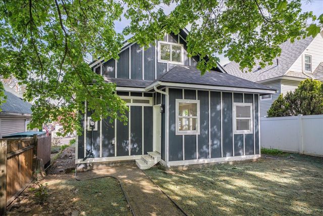 922 S SHERMAN St, Spokane, WA 99202