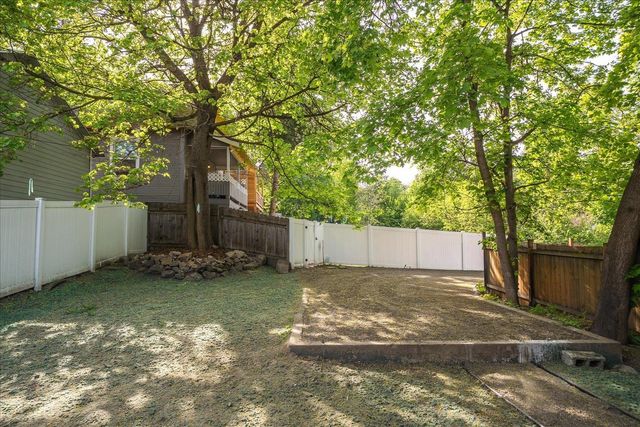 922 S SHERMAN St, Spokane, WA 99202
