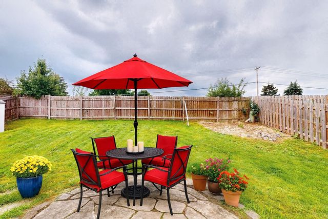 304 Jackson Street, Bartlett, IL 60103