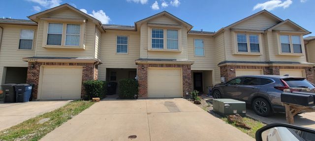 12506 Bay Avenue, Fort Worth, TX 76040