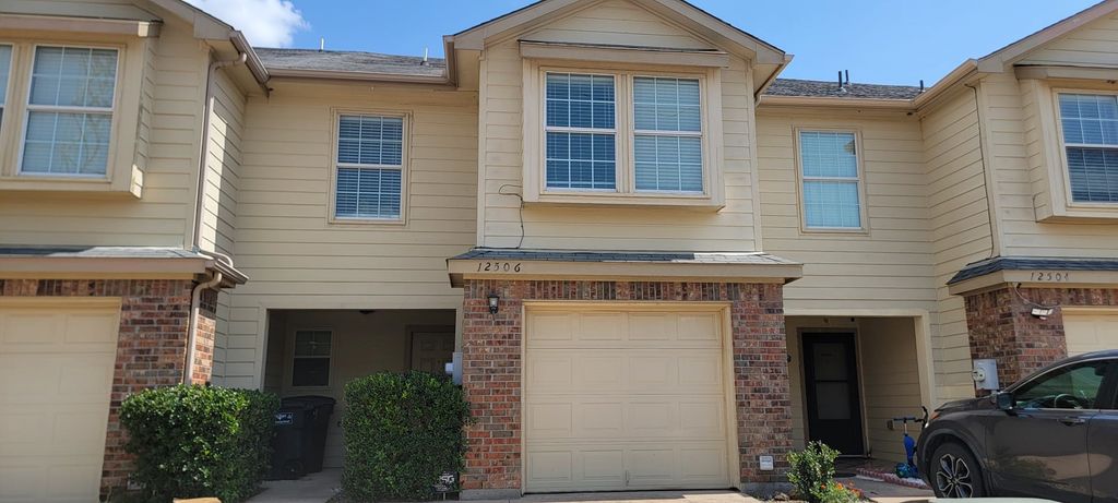 12506 Bay Avenue, Fort Worth, TX 76040