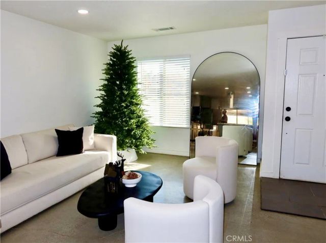 25106 Wooden Gate Dr, Menifee, CA 92584