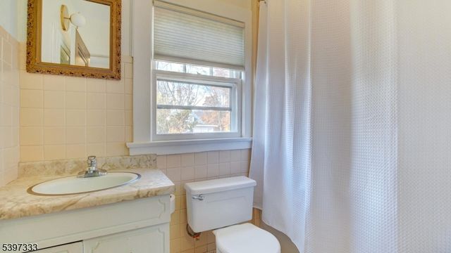 16 Verona Pl, Verona Twp., NJ 07044