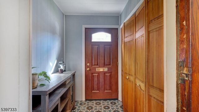 16 Verona Pl, Verona Twp., NJ 07044