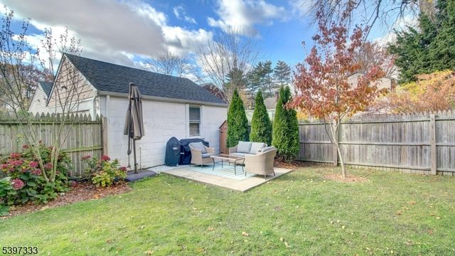 16 Verona Pl, Verona Twp., NJ 07044