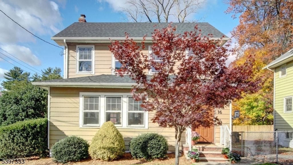 16 Verona Pl, Verona Twp., NJ 07044