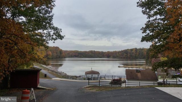 5937 ATTEENTEE RD, Springfield, VA 22150