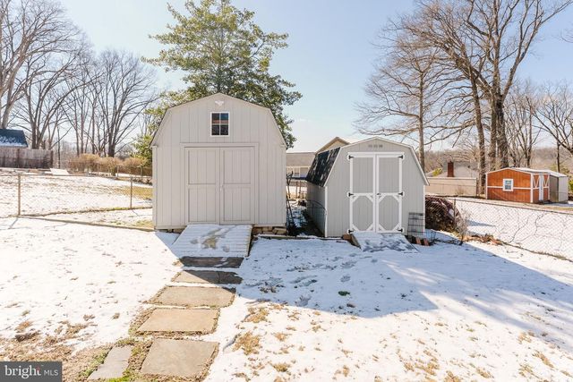 5937 ATTEENTEE RD, Springfield, VA 22150