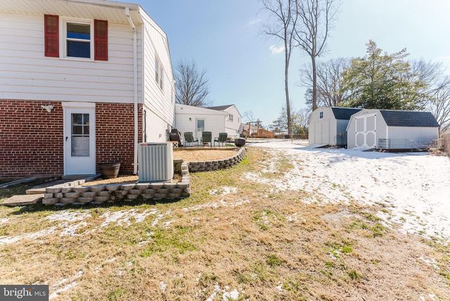 5937 ATTEENTEE RD, Springfield, VA 22150