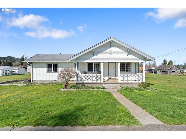 214 W PE ELL Ave, Pe Ell, WA 98572