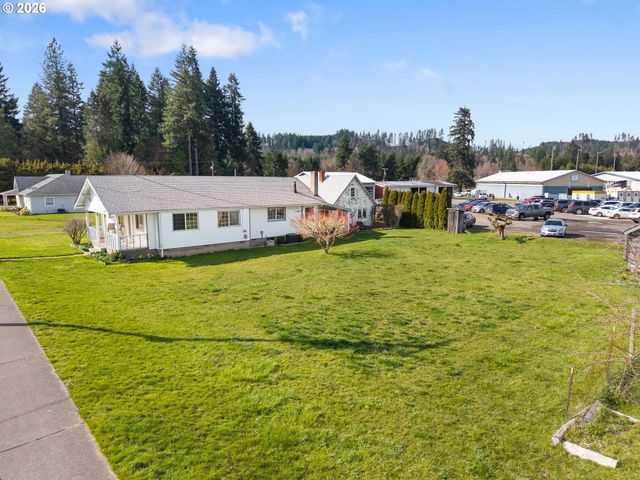 214 W PE ELL Ave, Pe Ell, WA 98572