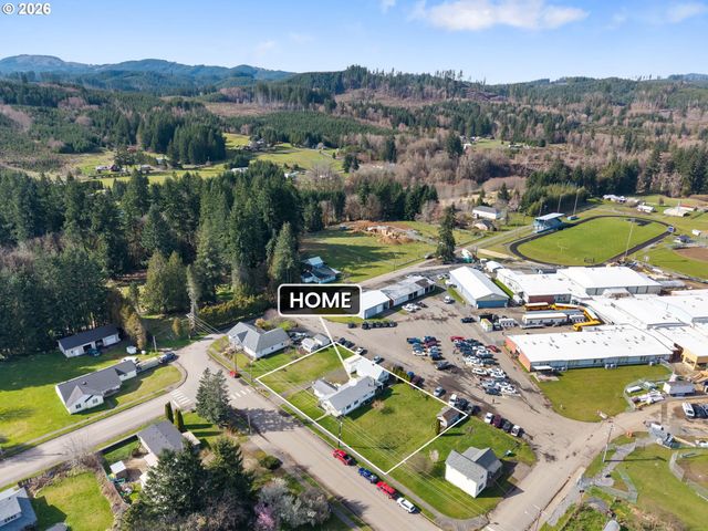 214 W PE ELL Ave, Pe Ell, WA 98572