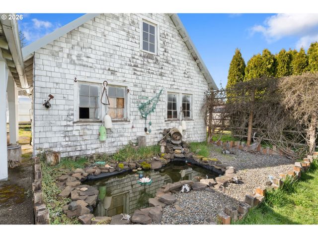 214 W PE ELL Ave, Pe Ell, WA 98572