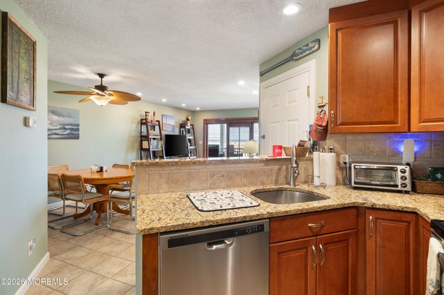 11 Dune Terrace 11, Ortley Beach, NJ 08751