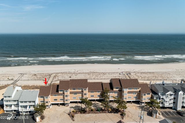 11 Dune Terrace 11, Ortley Beach, NJ 08751