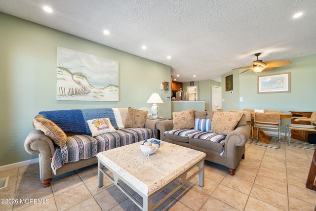 11 Dune Terrace 11, Ortley Beach, NJ 08751