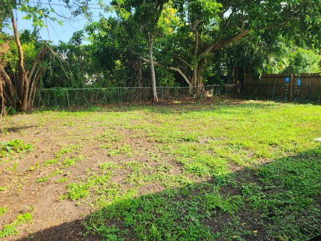 3127 SE Orchid Street, Stuart, FL 34997