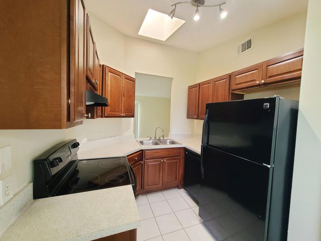 3127 SE Orchid Street, Stuart, FL 34997