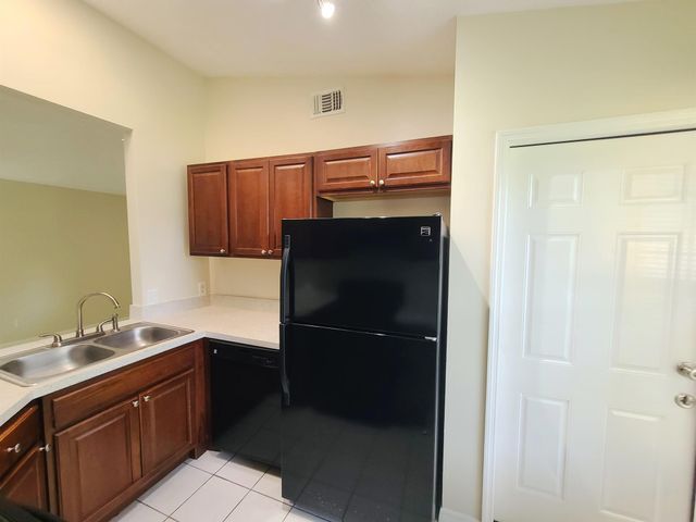 3127 SE Orchid Street, Stuart, FL 34997