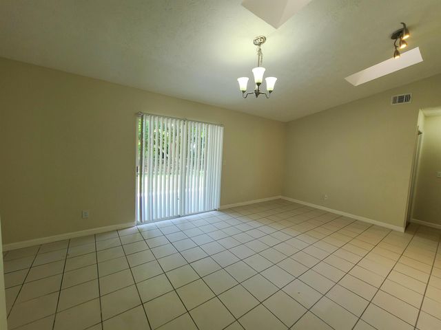 3127 SE Orchid Street, Stuart, FL 34997