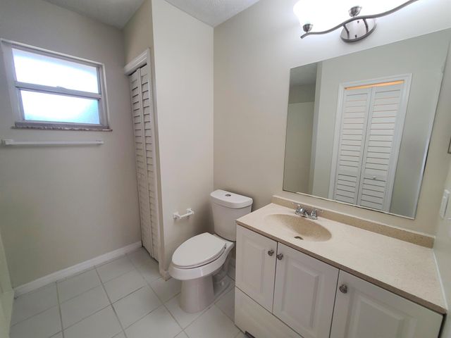 3127 SE Orchid Street, Stuart, FL 34997