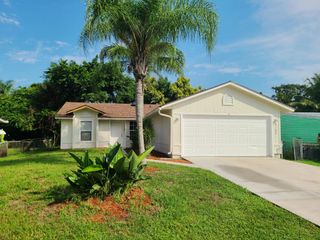 3127 SE Orchid Street, Stuart, FL 34997