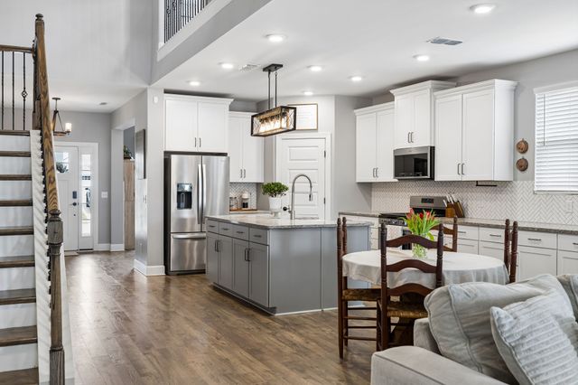 723 Tennypark Ln, Mount Juliet, TN 37122