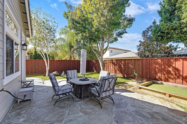 6257 Honeysuckle Dr, Newark, CA 94560