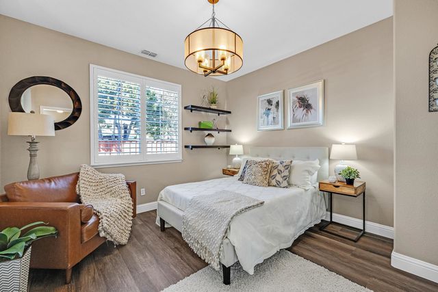 6257 Honeysuckle Dr, Newark, CA 94560