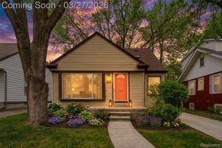 1028 W Hazelhurst Street, Ferndale, MI 48220