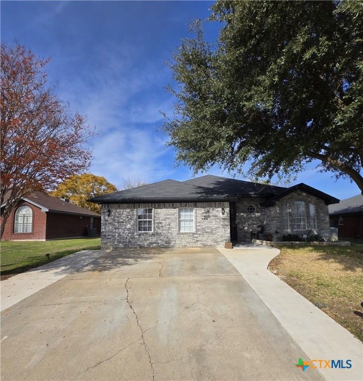 3907 Split Oak Drive, Killeen, TX 76542