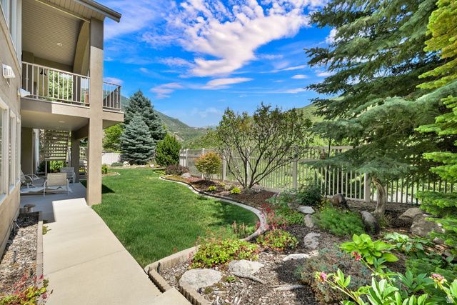1926 E GRAY FOX DR, Draper, UT 84020