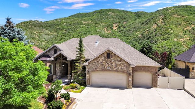 1926 E GRAY FOX DR, Draper, UT 84020